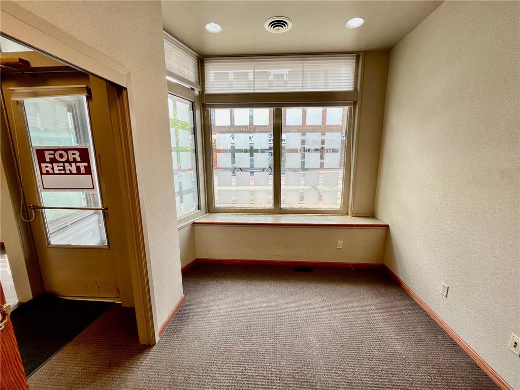 105 E Lincoln Avenue Fergus Falls MN 56537 6636847 image7