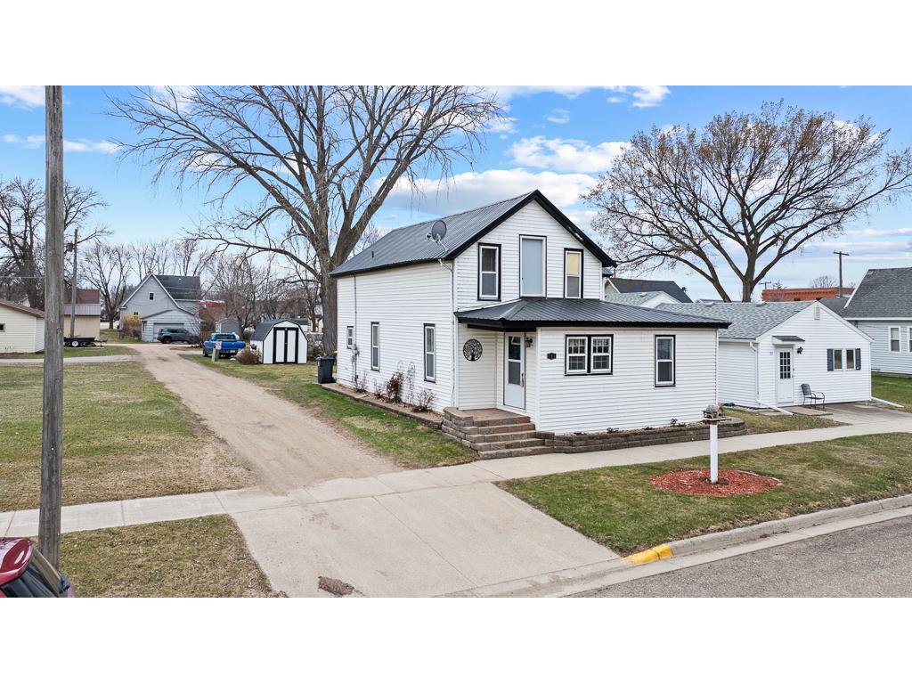 105 E Mcquestion Street Ghent MN 56239 7049831 image1