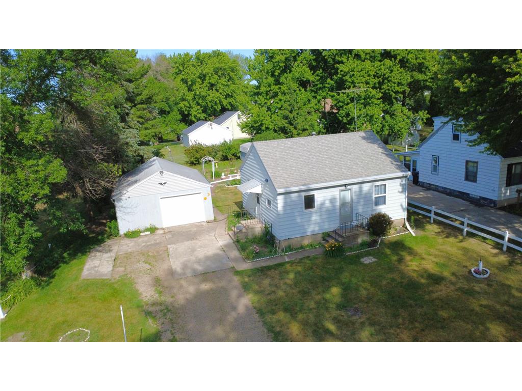 105 Fenton Avenue Albert Lea MN 56007 7093070 image1