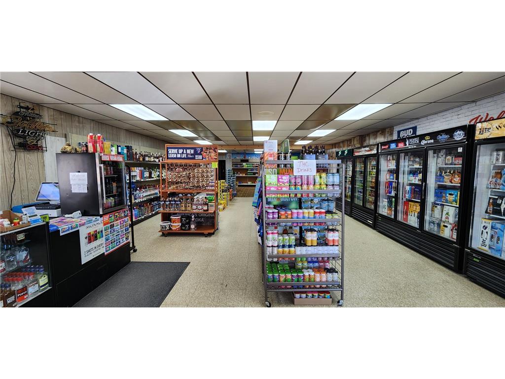 105 Grand Avenue E Grand Meadow MN 55936 6800078 image3