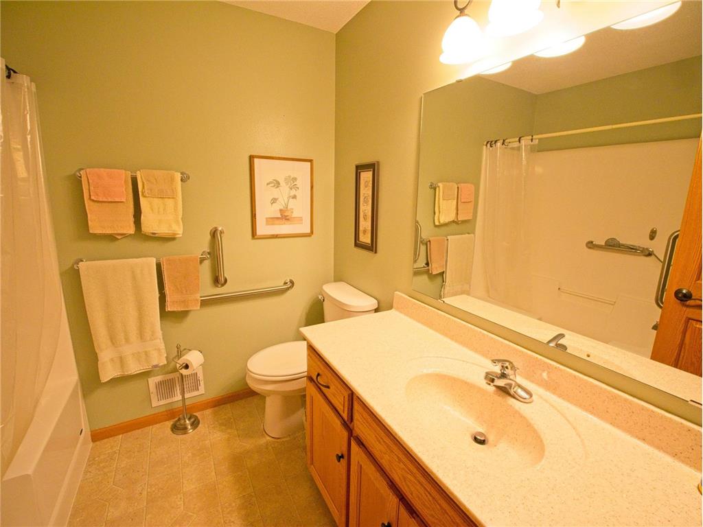 105 Harmon Lane Litchfield MN 55355 7100911 image9