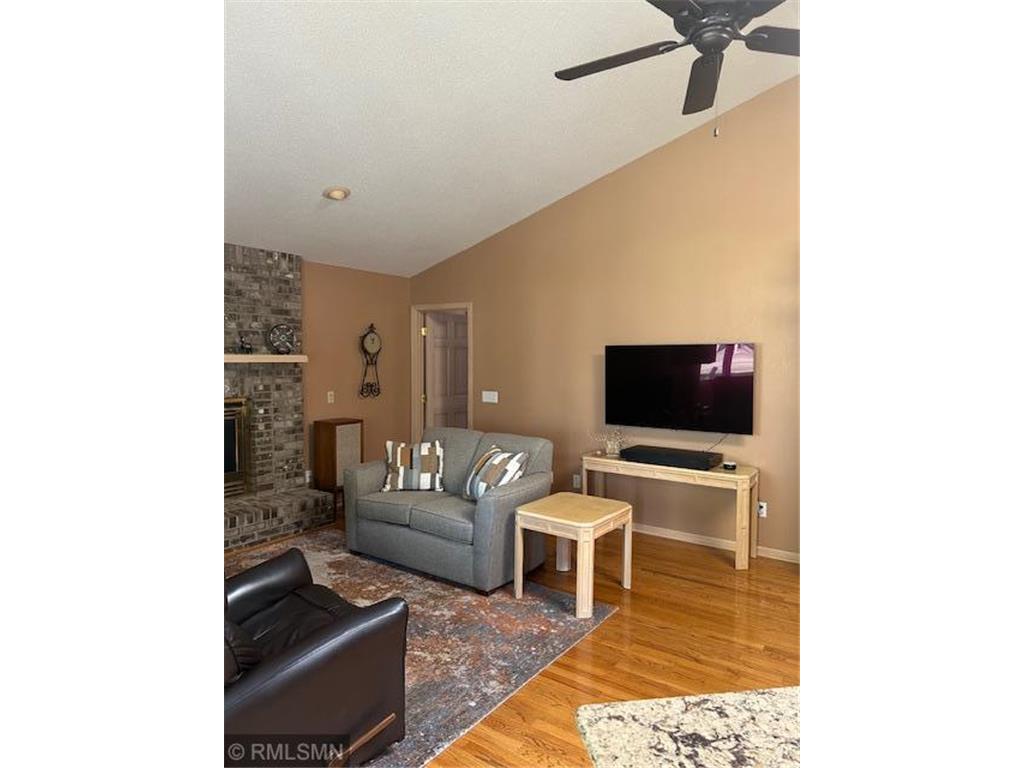 105 Hennepin Avenue N Glencoe MN 55336 6797483 image19