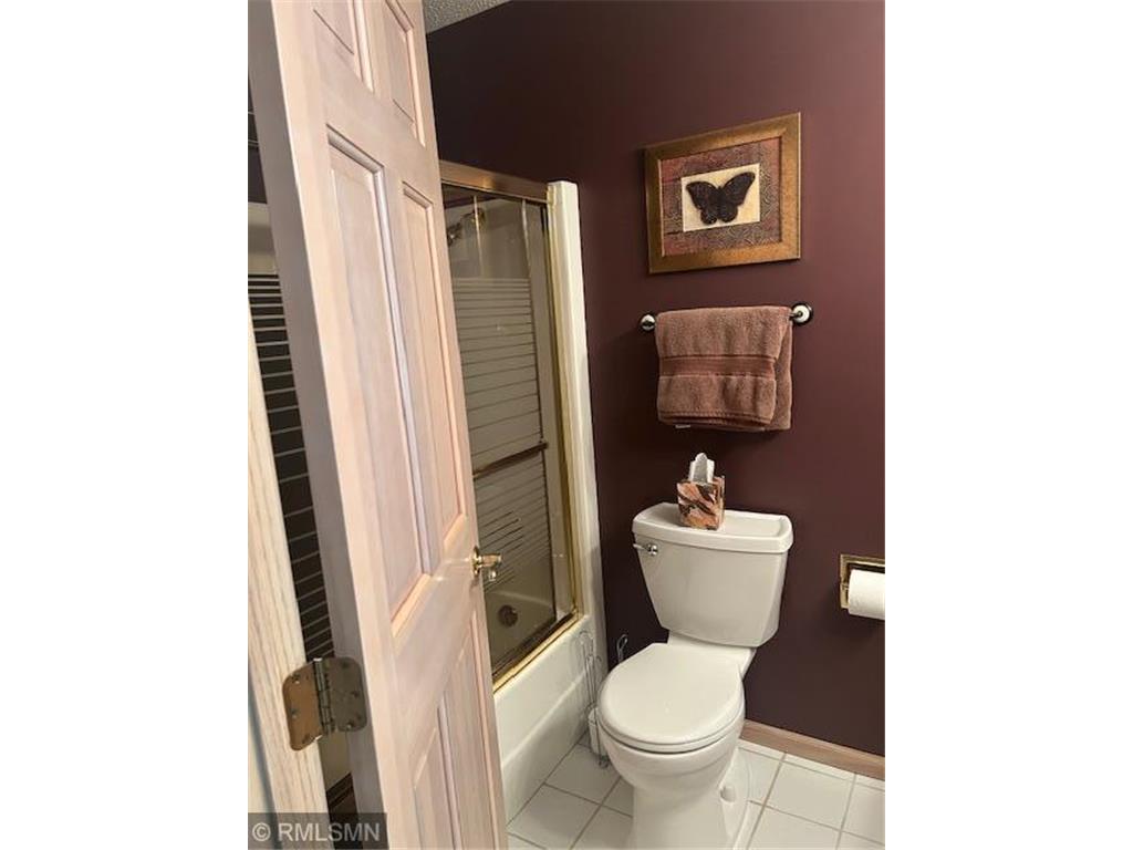 105 Hennepin Avenue N Glencoe MN 55336 6797483 image21