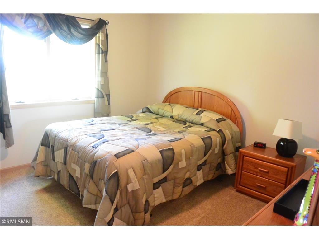 105 Hennepin Avenue N Glencoe MN 55336 6797483 image28