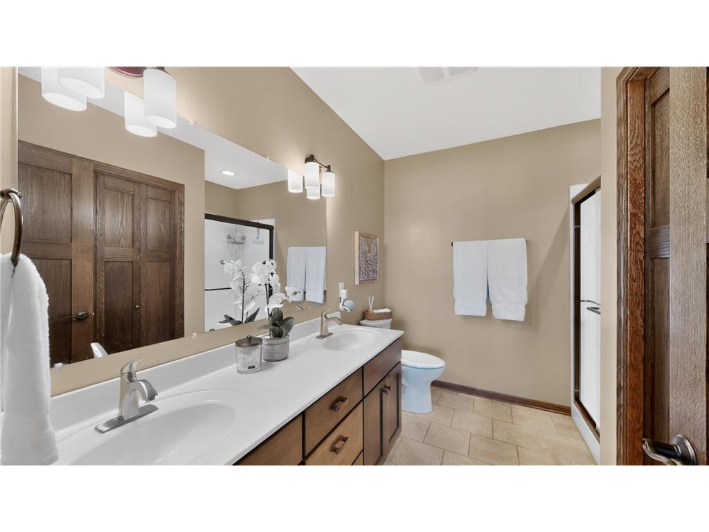 105 Hillwood Drive Lake City MN 55041 7061517 image32