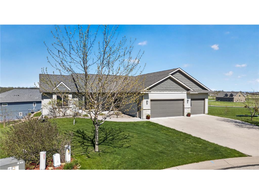 105 Hillwood Drive Lake City MN 55041 7061517 image4