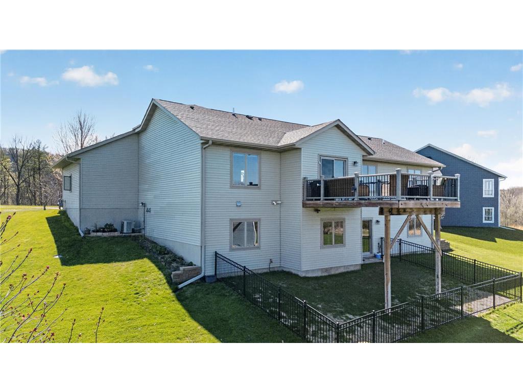 105 Hillwood Drive Lake City MN 55041 7061517 image5