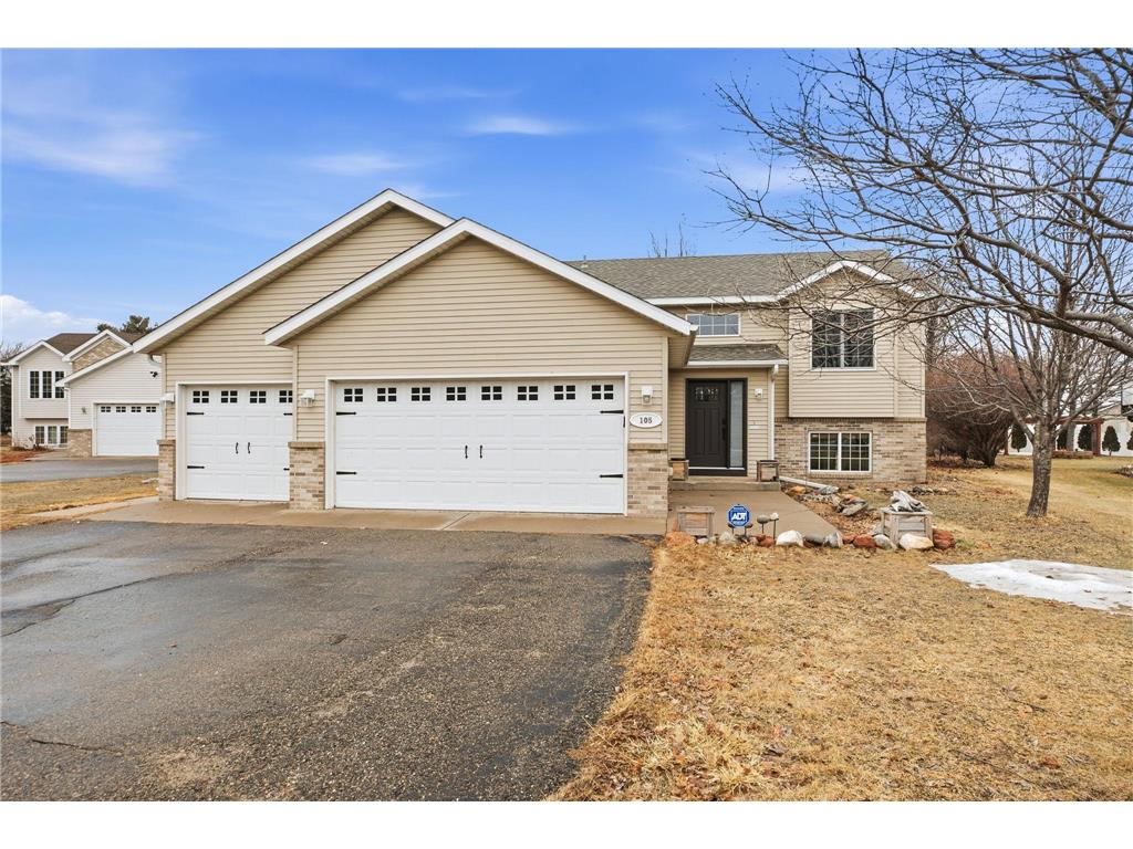 105 Iris Lane NE Saint Joseph MN 56374 7032744 image1