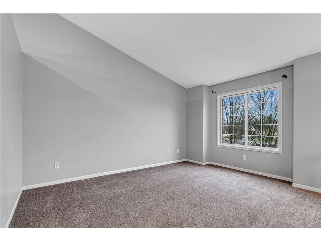 105 Iris Lane NE Saint Joseph MN 56374 7032744 image9