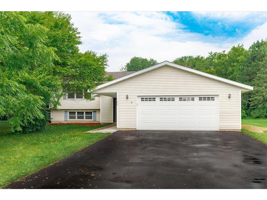 105 Ivy Drive Woodville WI 54028 6549400 image1