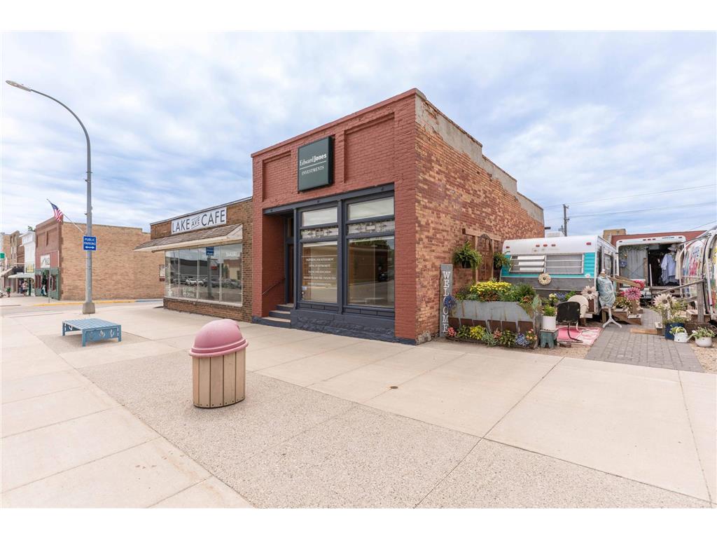 105 Lake Avenue S Battle Lake MN 56515 6562275 image1