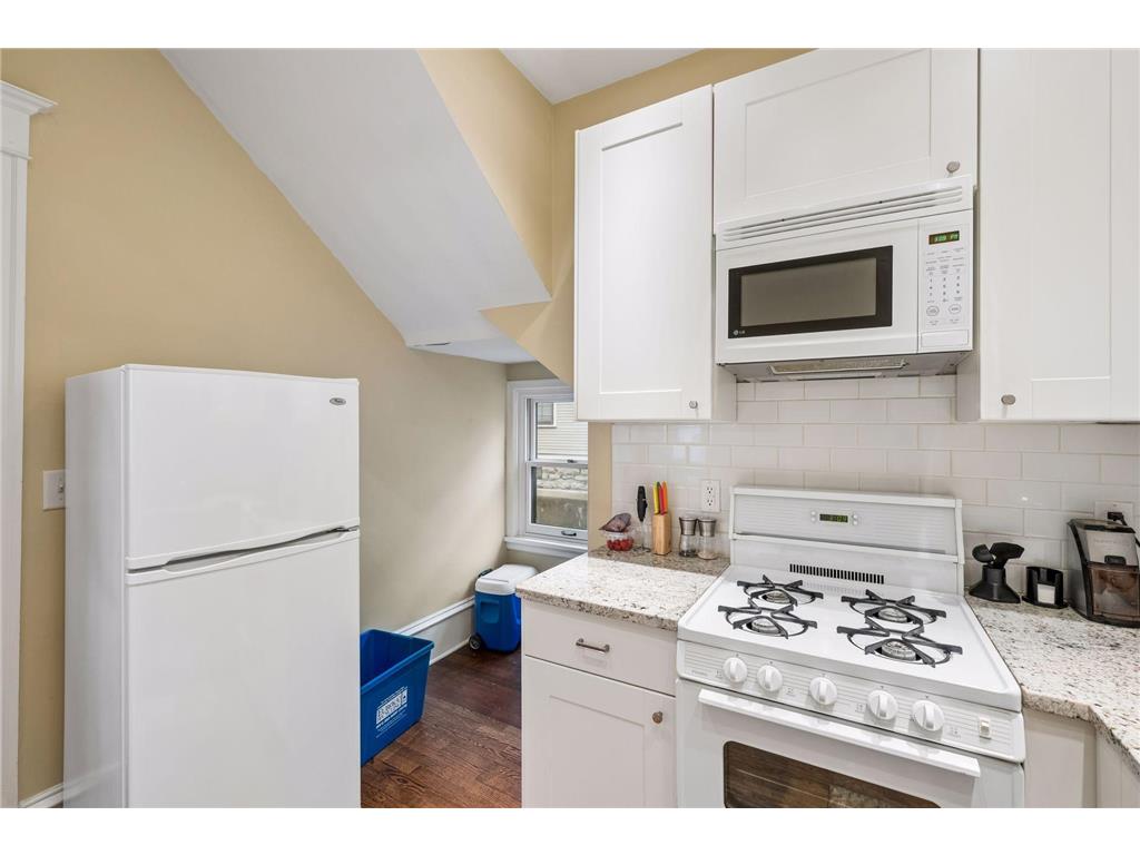 105 Milton Street S Saint Paul MN 55105 7063424 image13