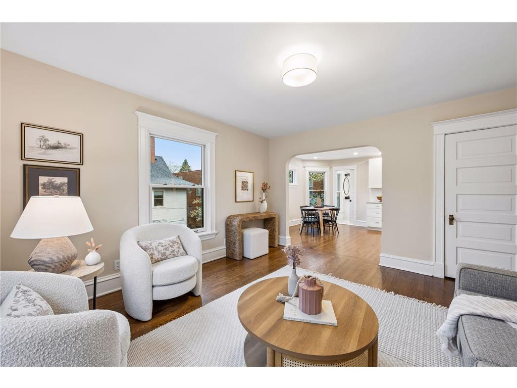 105 Milton Street S Saint Paul MN 55105 7063424 image20