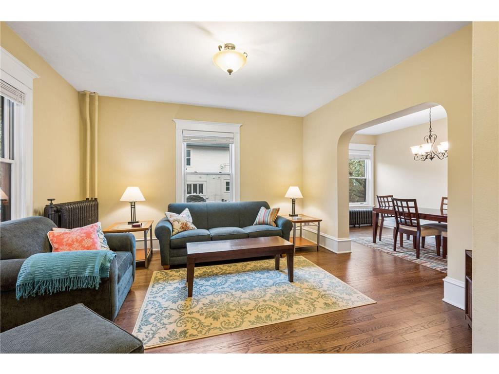 105 Milton Street S Saint Paul MN 55105 7063424 image4