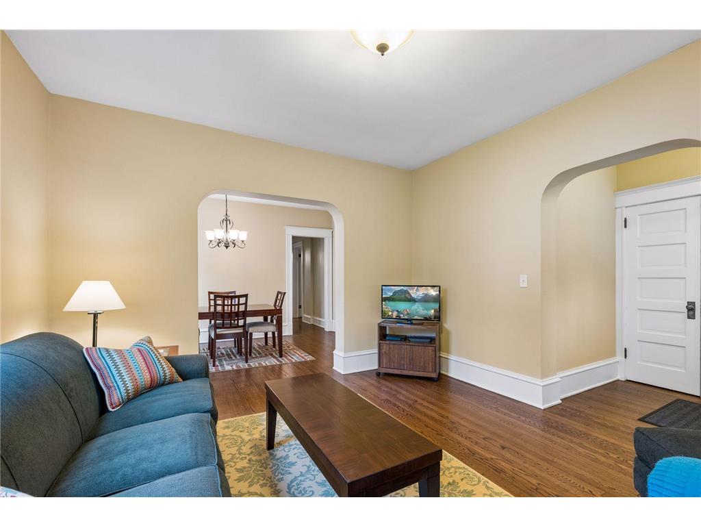 105 Milton Street S Saint Paul MN 55105 7063424 image7