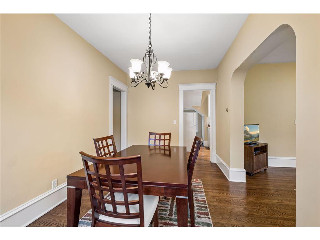 105 Milton Street S Saint Paul MN 55105 7063424 image9