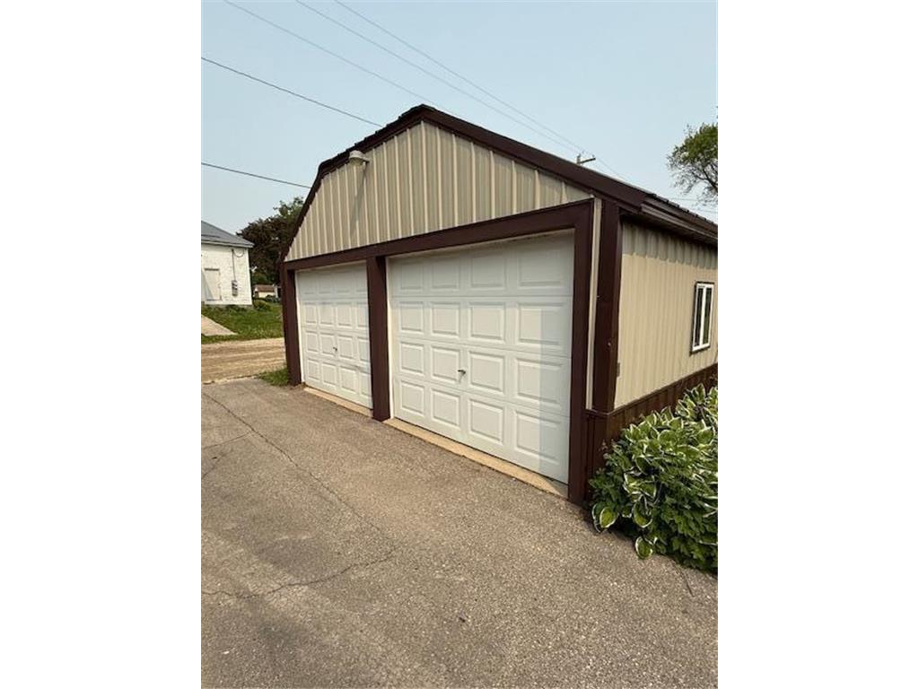 105 Oak Street N Mabel MN 55954 6730423 image13