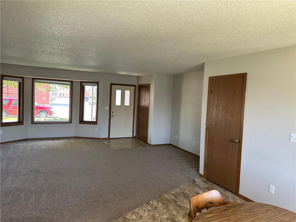 105 Oscar Avenue N Canby MN 56220 7070819 image2