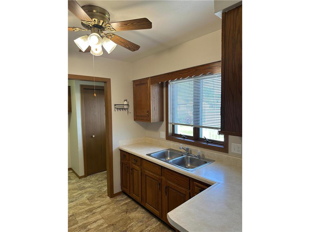 105 Oscar Avenue N Canby MN 56220 7070819 image6