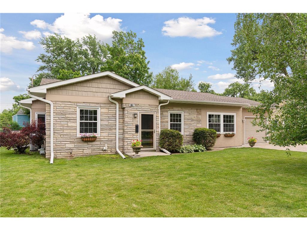 105 Ridgewood Drive Hopkins MN 55343 6706131 image1