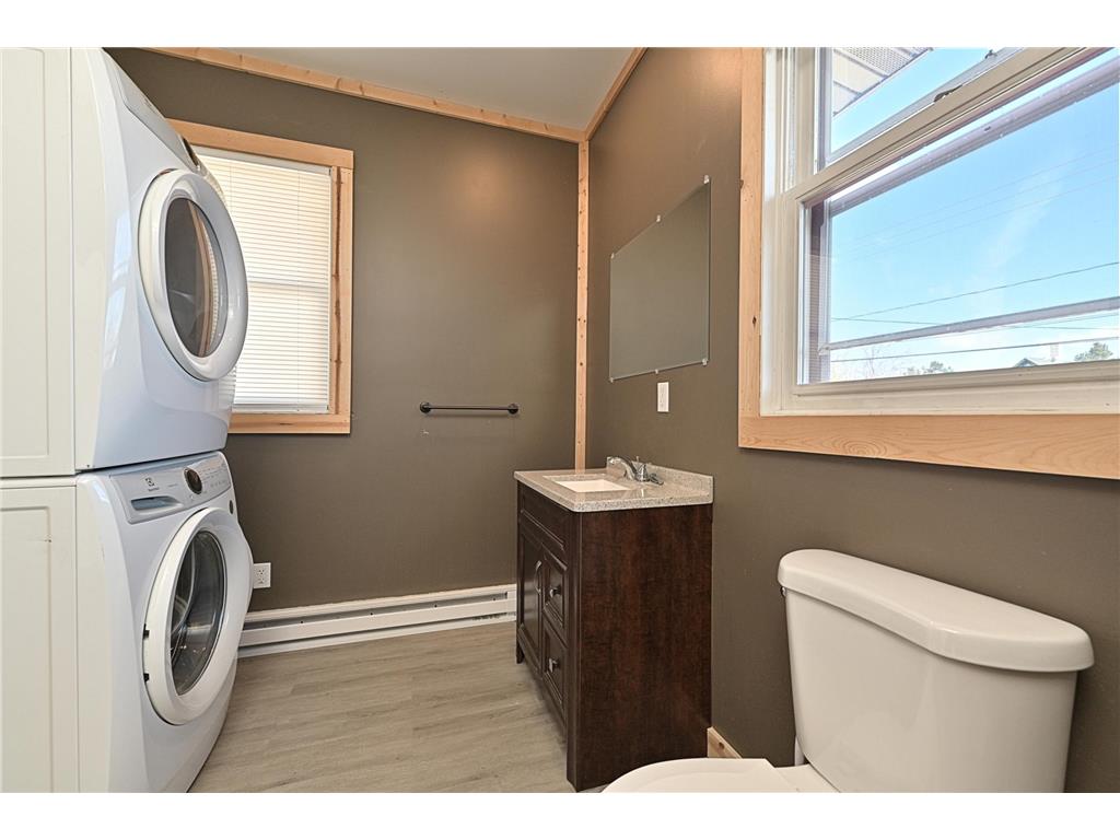 105 Roosevelt Street Coleraine MN 55722 7068793 image16