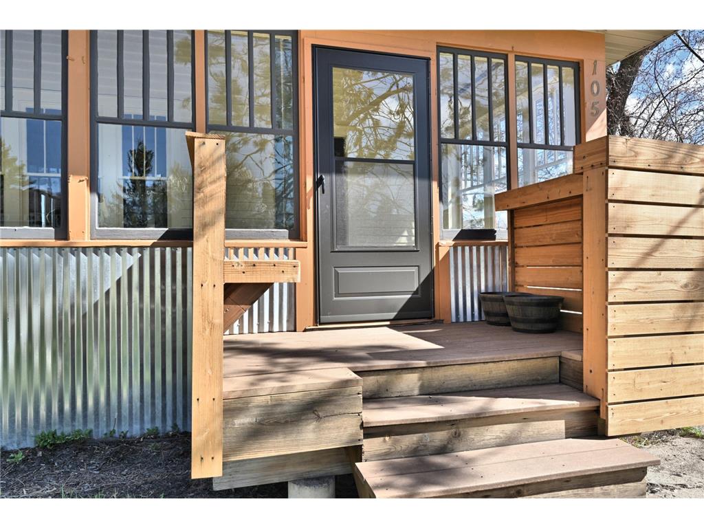 105 Roosevelt Street Coleraine MN 55722 7068793 image3