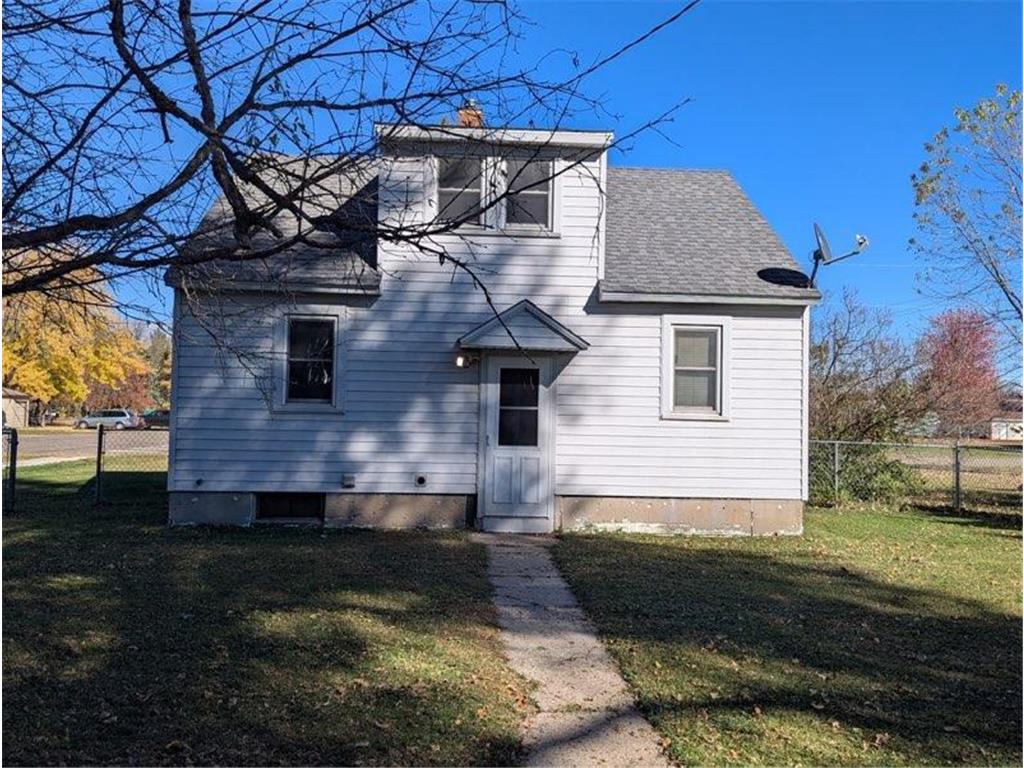 105 SW 2nd Avenue Verndale MN 56481 7028135 image1