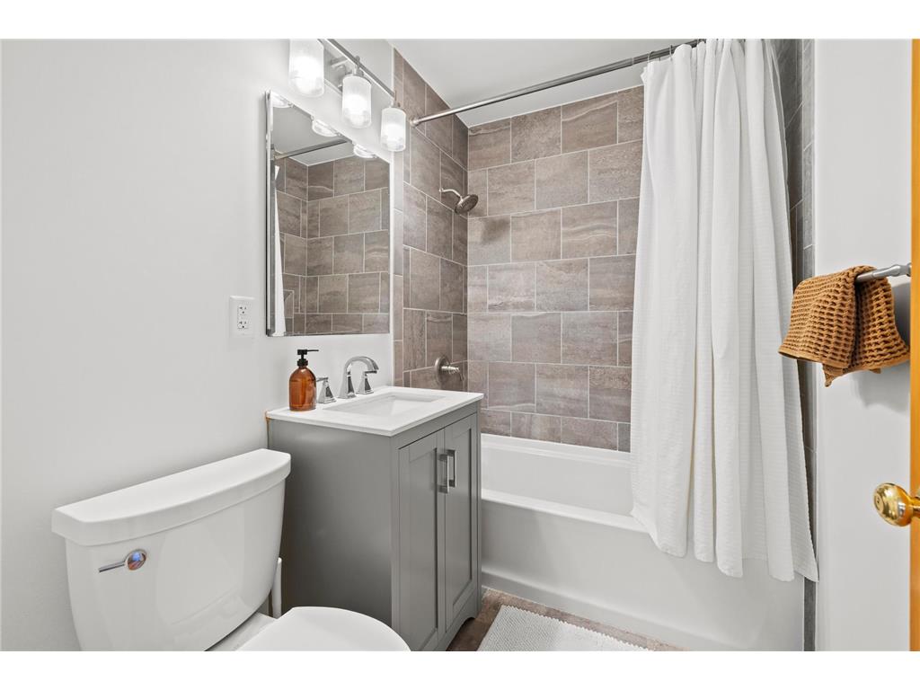 105 Saratoga Lane N Plymouth MN 55441 7035398 image19