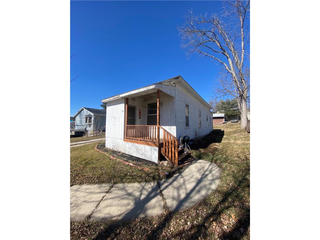 105 Valley Street NW Preston MN 55965 6499583 image1