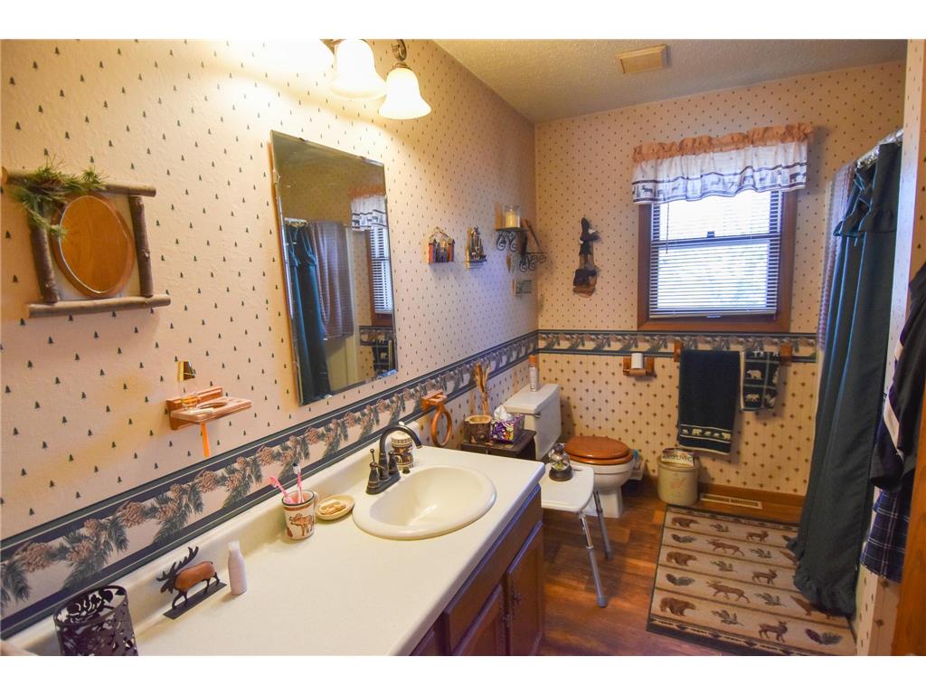 105 Valley View Road Karlstad MN 56732 7049926 image10