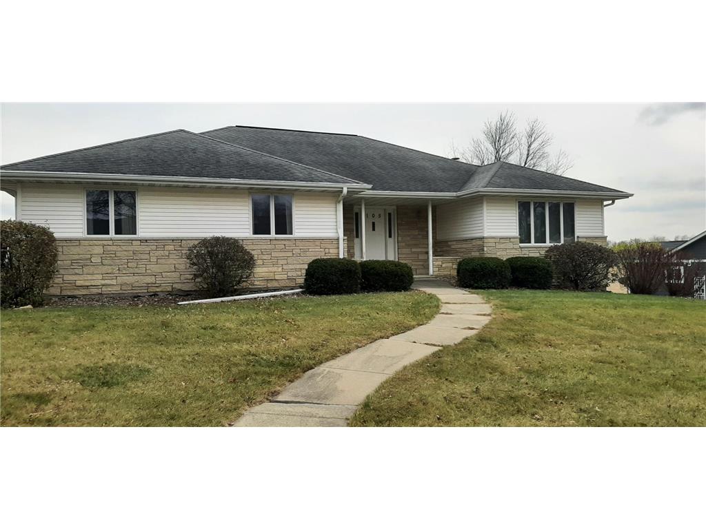 105 W Adams Street Caledonia MN 55921 6259143 image1