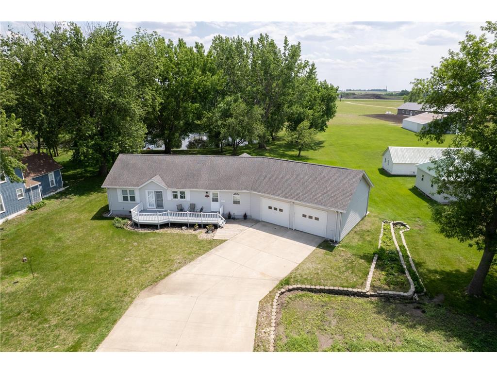 105 W High Street Russell MN 56169 6734802 image1