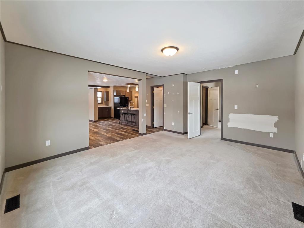 105 W Main Street W Osakis MN 56360 6825032 image14