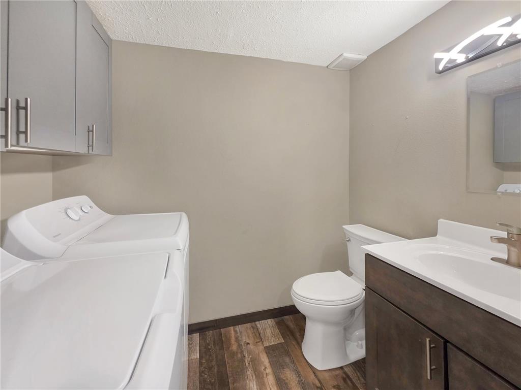 105 W Main Street W Osakis MN 56360 6825032 image16