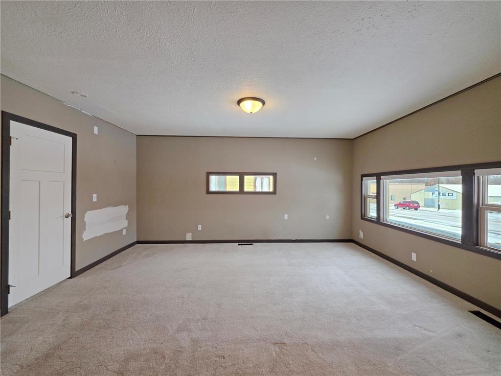 105 W Main Street W Osakis MN 56360 6825032 image9