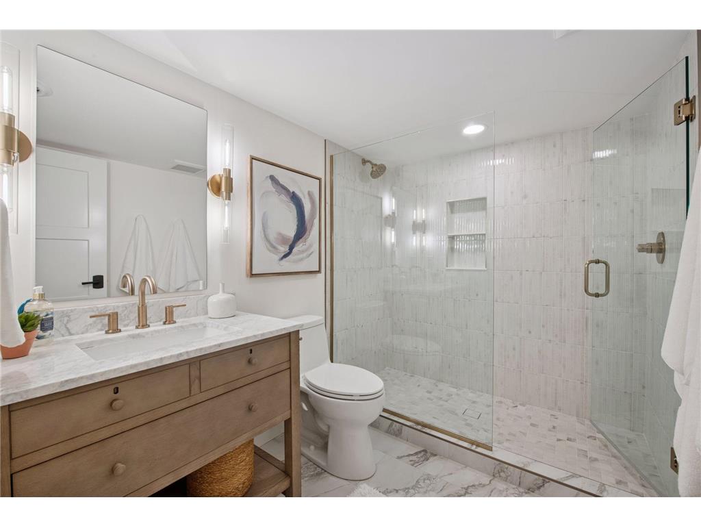 105 Walker Avenue N Wayzata MN 55391 7029478 image110