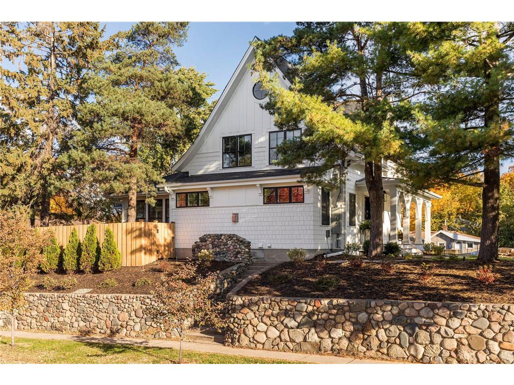 105 Walker Avenue N Wayzata MN 55391 7029478 image111