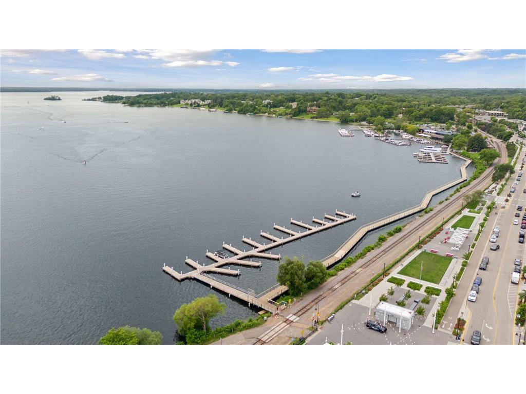 105 Walker Avenue N Wayzata MN 55391 7029478 image129