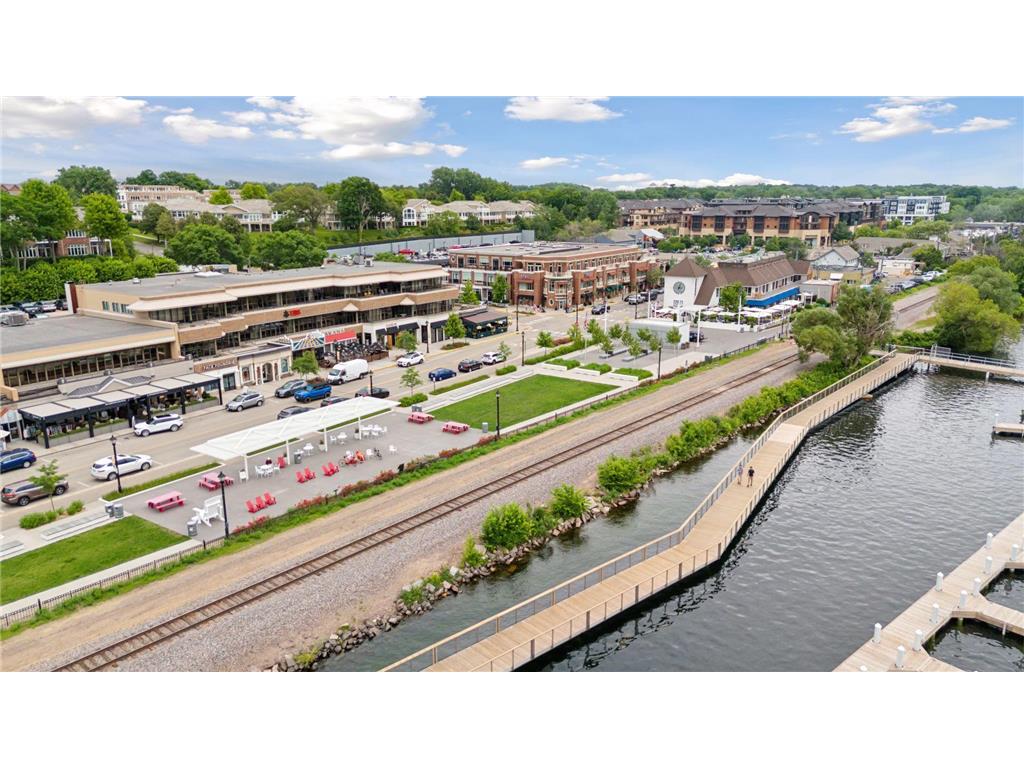 105 Walker Avenue N Wayzata MN 55391 7029478 image131