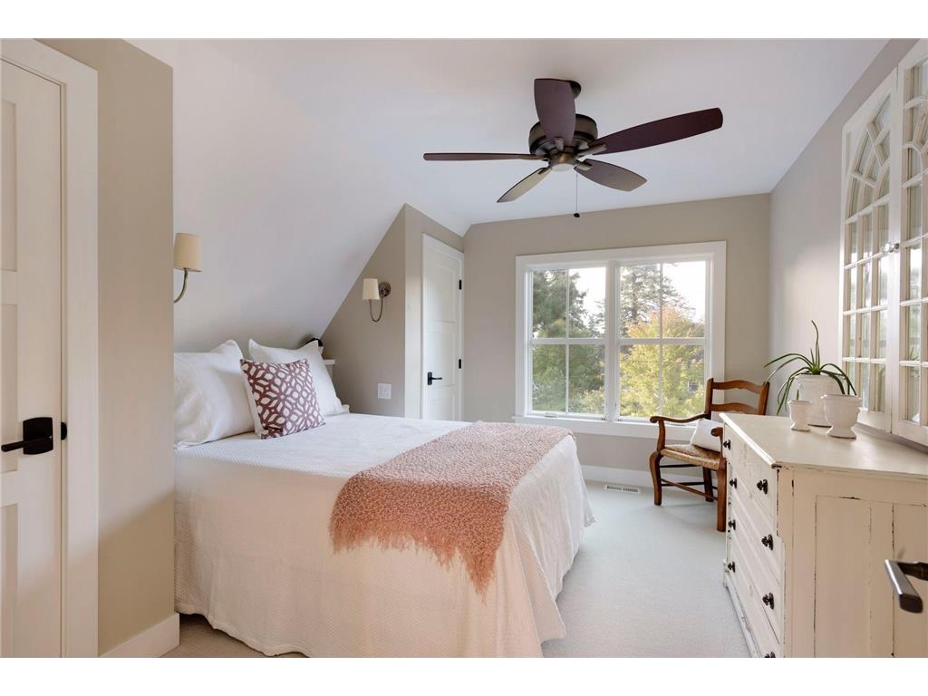 105 Walker Avenue N Wayzata MN 55391 7029478 image63