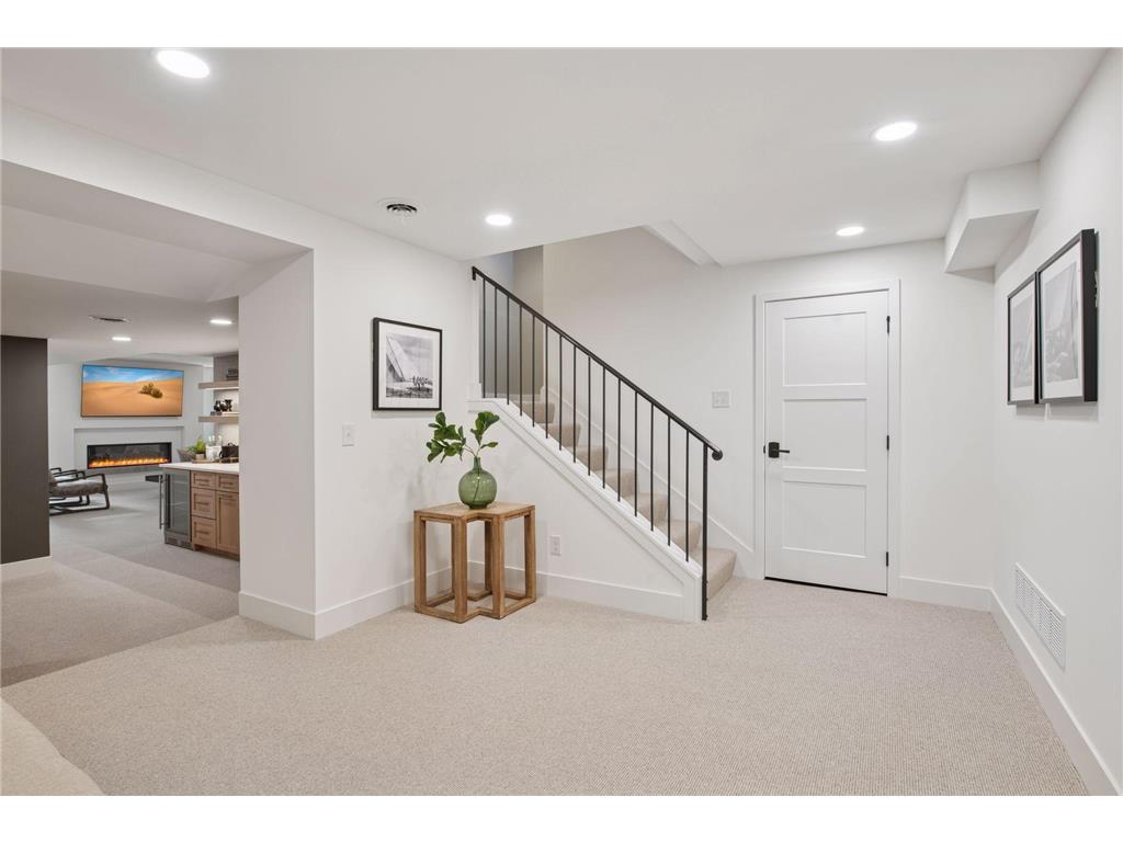 105 Walker Avenue N Wayzata MN 55391 7029478 image89