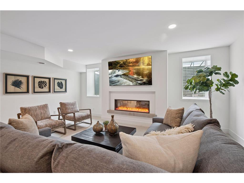 105 Walker Avenue N Wayzata MN 55391 7029478 image99