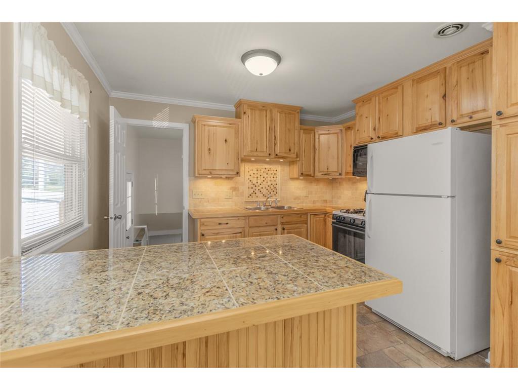 105 Warner Avenue S Willernie MN 55090 7068438 image3