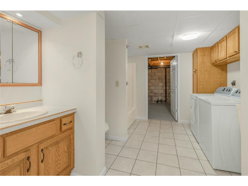 105 Warner Avenue S Willernie MN 55090 7068438 image31