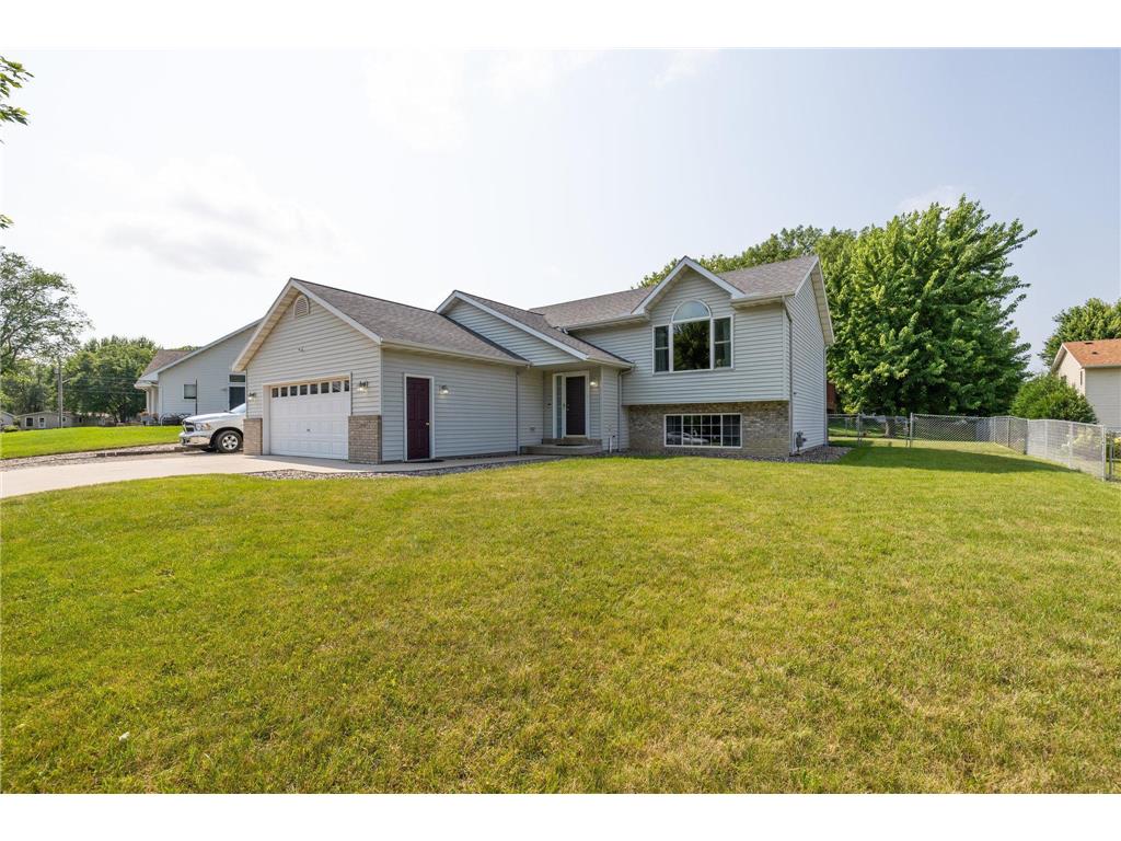 1050 20th Street NE Owatonna MN 55060 6580818 image1