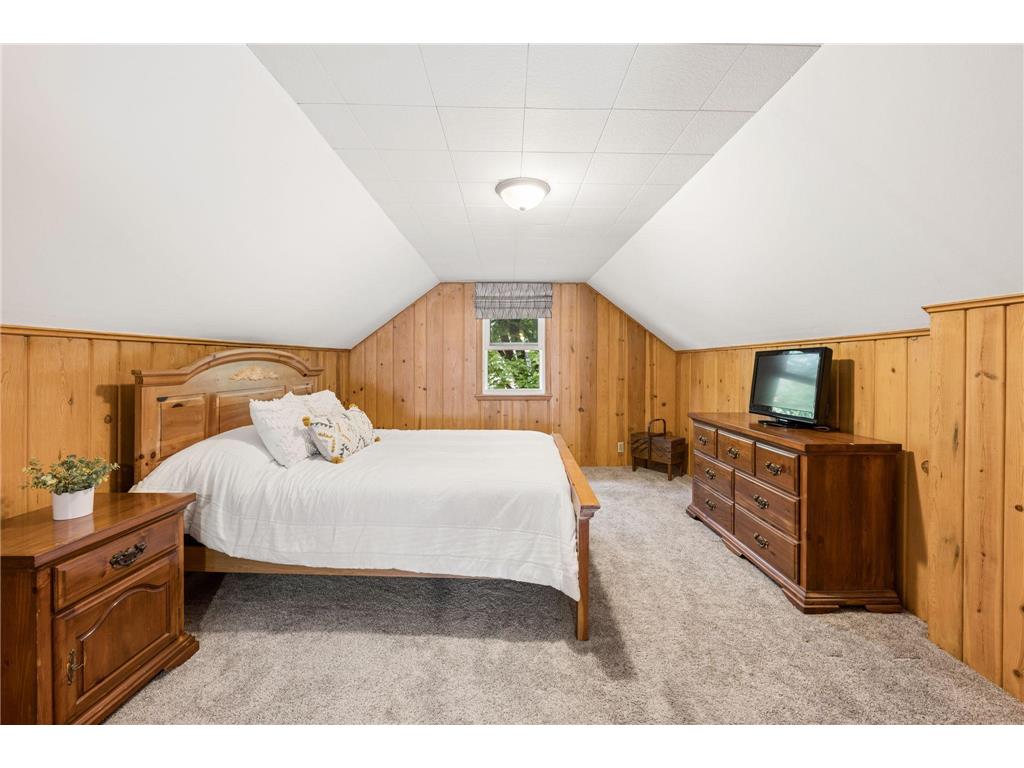 1050 County Road B2 W Roseville MN 55113 7068648 image23