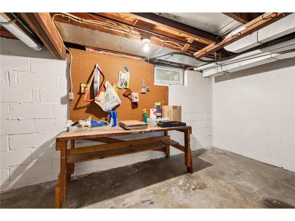1050 County Road B2 W Roseville MN 55113 7068648 image30