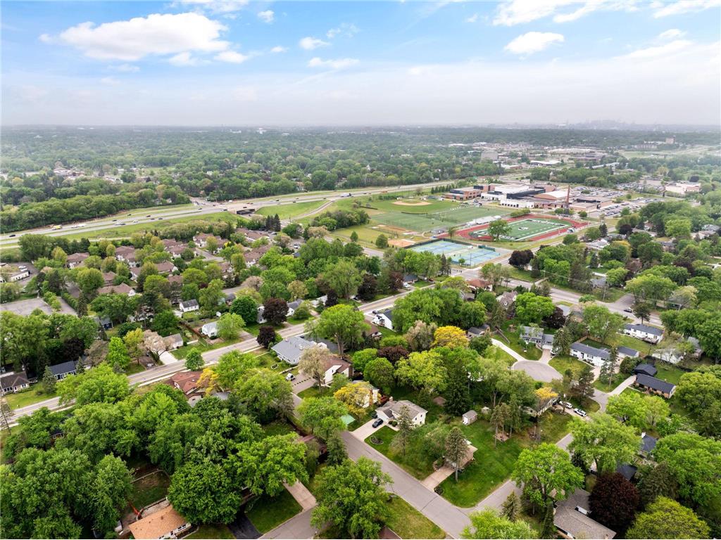 1050 County Road B2 W Roseville MN 55113 7068648 image44