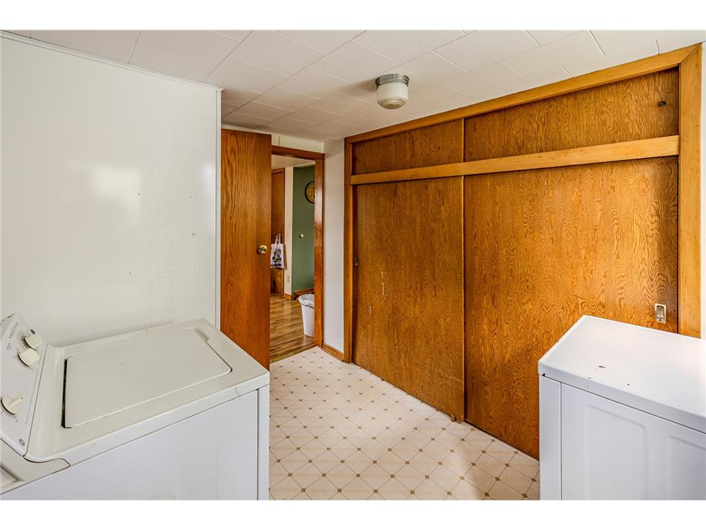 1050 Larcom Street Hammond WI 54015 7072563 image16