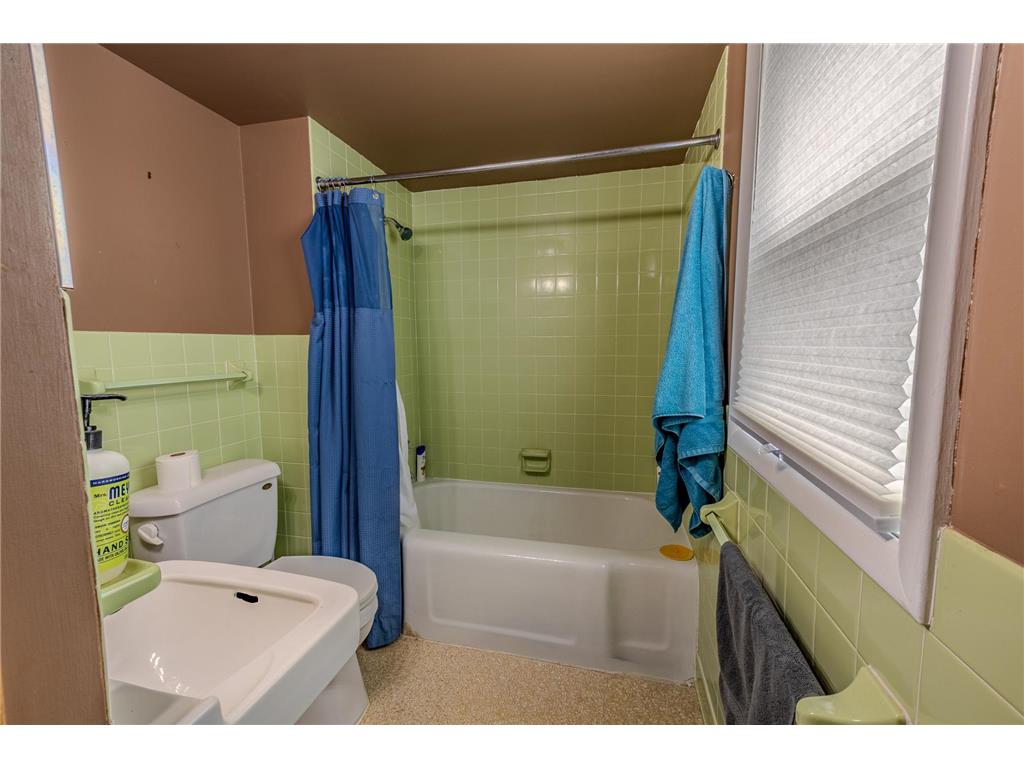 1050 Larcom Street Hammond WI 54015 7072563 image17